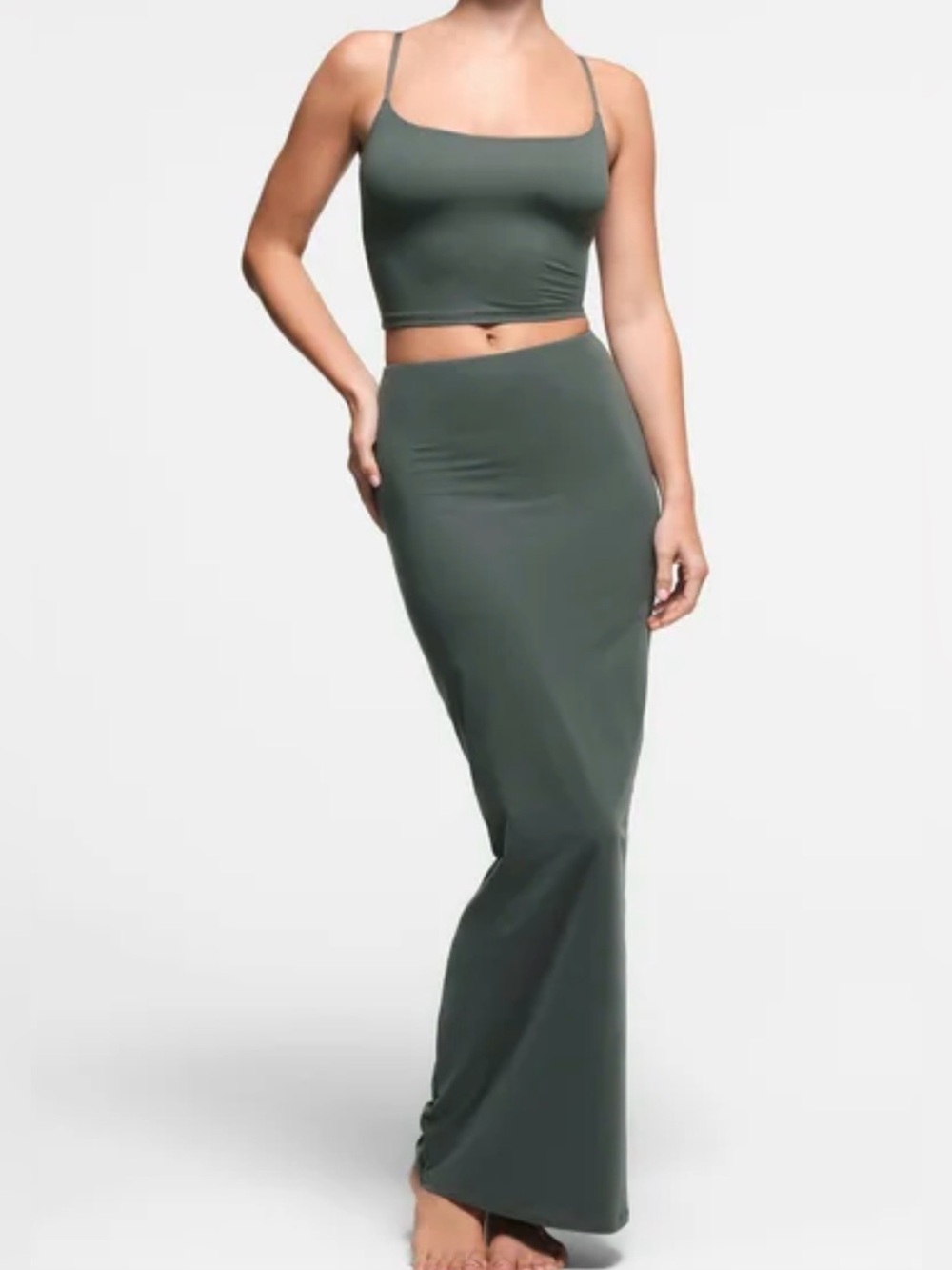 SKIMS FIT EVERYBODY LONG SKIRT